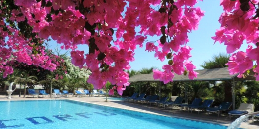 Corfu Hotel baseinas 4053