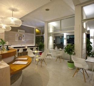 Costantiana Beach Hotel Apartments restoranas