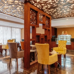 Crystal Plaza Al Majaz kavine