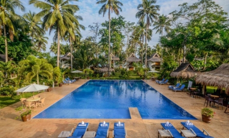 Daluyon Beach and Mountain Resort baseinas