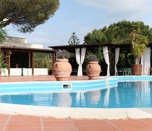 Delfa hotel baseinas 5266