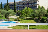 delfinia2