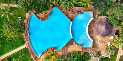 Diamonds Leisure Beach & Golf baseinas is virsaus