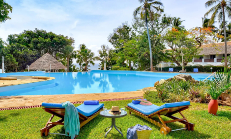 Diamonds Leisure Beach & Golf baseinas