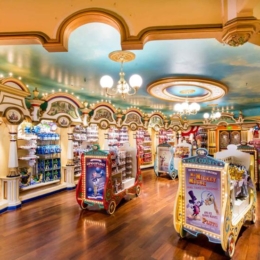disney parduotuve