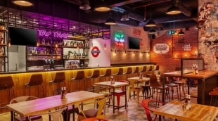DoubleTree by Hilton Dubai Al Jadaf baras