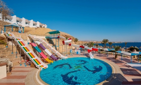 Dreams Beach Resort vandens kalneliai