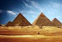 egy1
