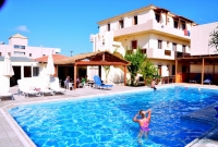 eleonora boutique hotel baseinas diena 7387
