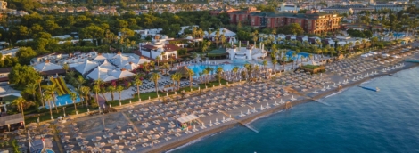 Emelda Sun Club, paplūdimys