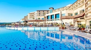 Euphoria Aegean Resort & Spa  baseinas