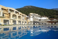 filion suites resort spa baseinas 7399