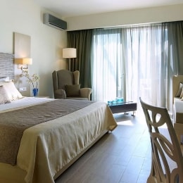 Filion Suites Resort & Spa kambarys