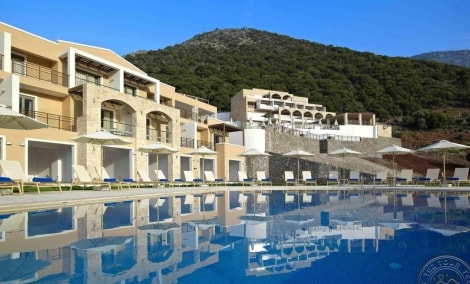 filion suites resort spa baseinas 9681