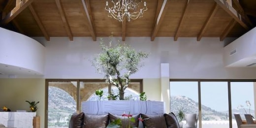 filion suites resort spa lobby 2 9683
