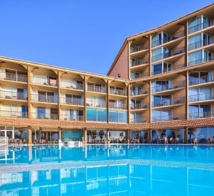 four views oasis viesbutis
