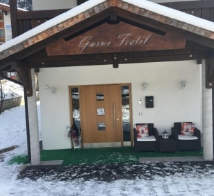 Garni Festil ė