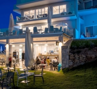 Golden Coast Family Resort, lauko terasa