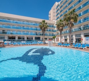 golden taurus park resort baseinas laukas 13470