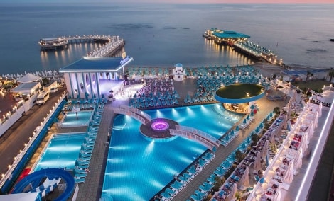 Granada Luxury Beach, teritorija