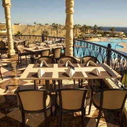 3Grand Oasis Resort 5 min