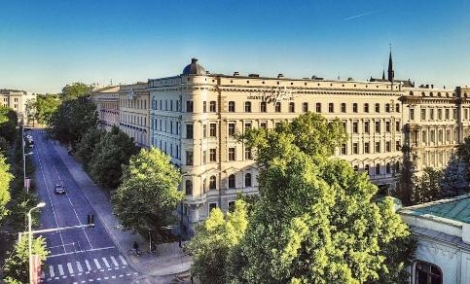 Grand Poet Hotel by Semarah, viešbutis