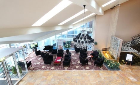 grand rose spa hotel foje 6989