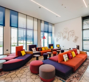 Hampton by Hilton Dubai Al Seef  lounge1