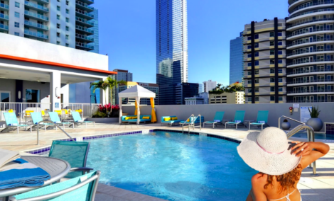 Hampton Inn & Suites Miami Brickell Downtown (3*), baseinas
