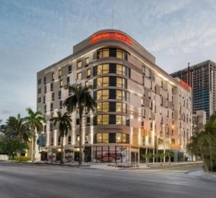Hampton Inn & Suites Miami Midtown 4