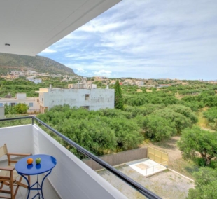 Happiness apartments balkonas