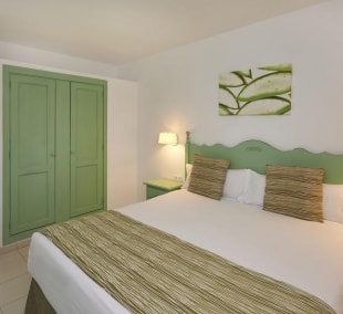 hesperia bristol playa lova 17089