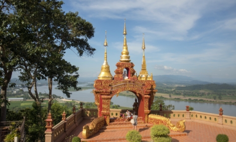 GOLDEN TRIANGLE SOP RUAK WAT