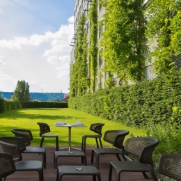 Holiday Inn Congress vasaros terasa