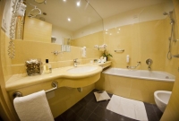 Holiday Inn Milan Garibaldi Station vonia 4231