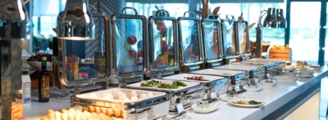 HOLIDAY INTERNATIONAL HOTEL SHARJAH testoranas