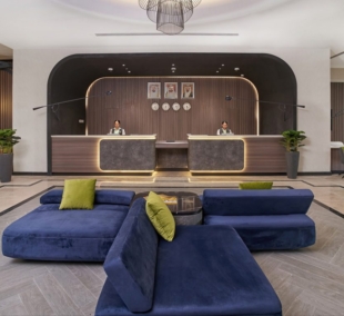 Hotel Holiday International Sharjah 7