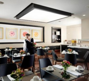 Holiday Suites, restoranas 2
