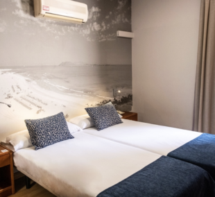 Hotel Adonis Plaza, kambarys