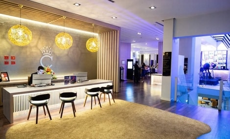 Hotel Czar Lisbon, registratūra