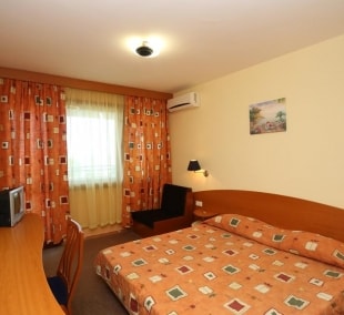 hotel fiesta kambarys 15187