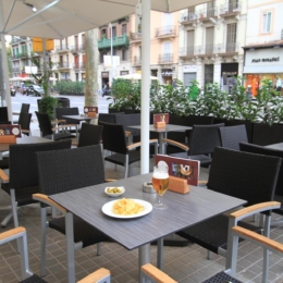 Hotel Garbi Milenni baras