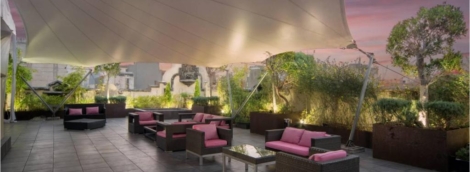 Hampton Inn & Suites terasa