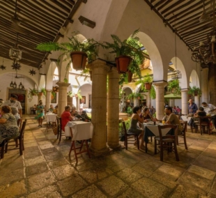 Hotel Meson del Marques restoranas