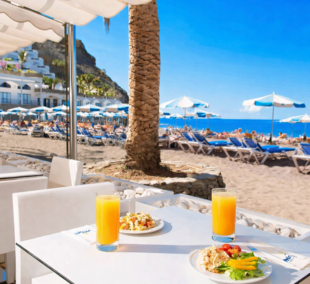 Mogan Princess & Beach Club papludimio klubas