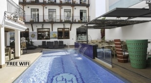 hotel neptuno baseinas 12030