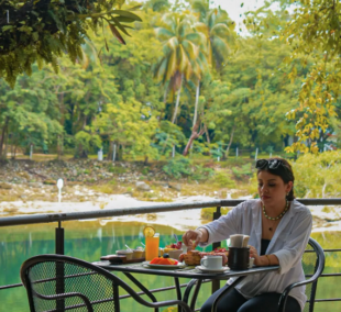 Hotel Nututun, terasa