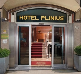 Hotel Plinius įėjimas