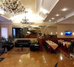 hotel roxy baras 9904