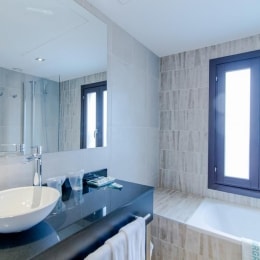 hotel santa marta voniaa 12910